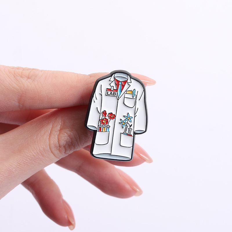 Bloemen doktersjas emaille pin - Medical Lab Coats recensie en prijs